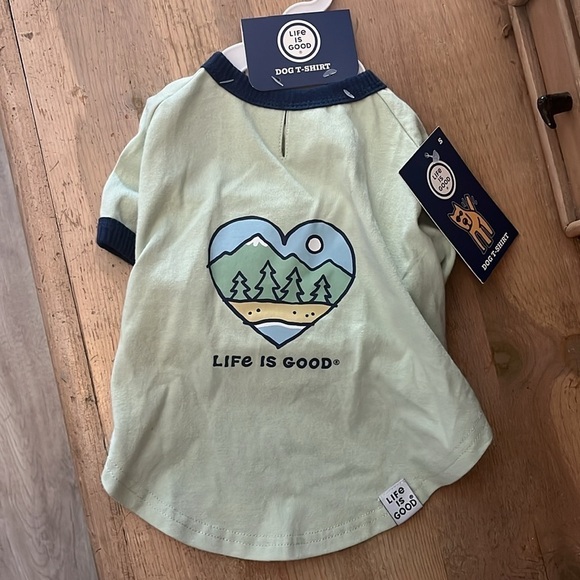 2 Two “Life Is Good” Dog T-shirts NWT Size Small Unisex Daisy Nature - Picture 6 of 8